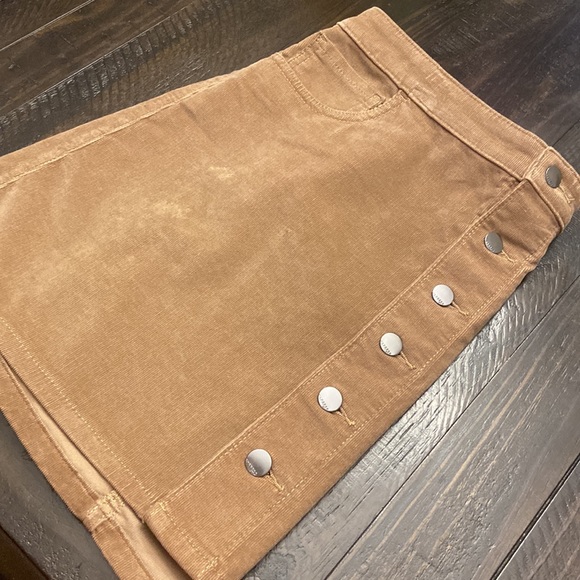 EXPRESS SKIRT SIZE 12 BEIGE - Picture 4 of 4